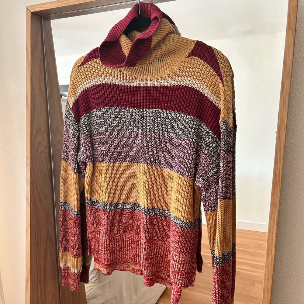 Long sleeve fall, turtleneck, sweater purchased from urban outfitters, worn once